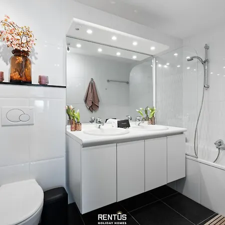 Sunny Horizon - Centrally Located In Apartamento *